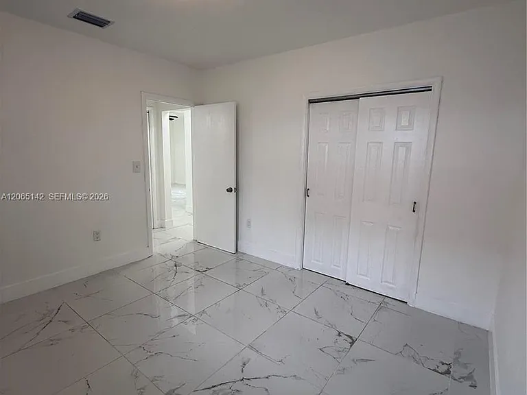 3177 SW 27th Ter #3177 — Photo 12