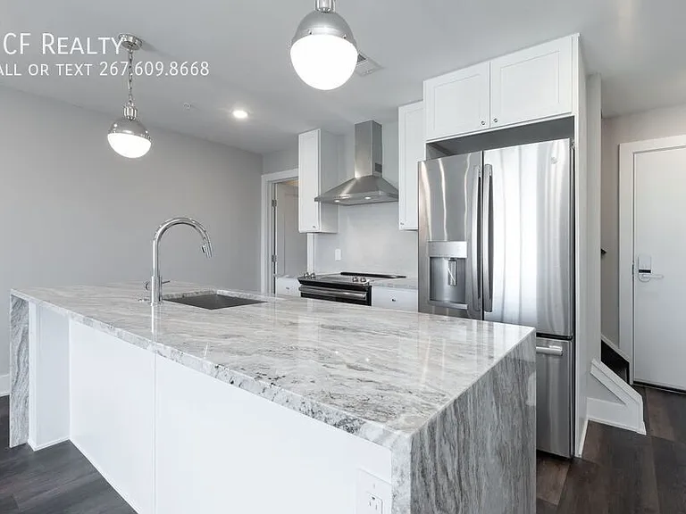 711 N 16th St #3 — Photo 18