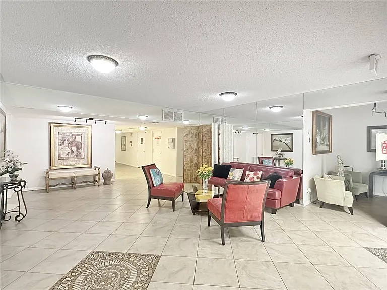 3505 Oaks Way #310 — Photo 29