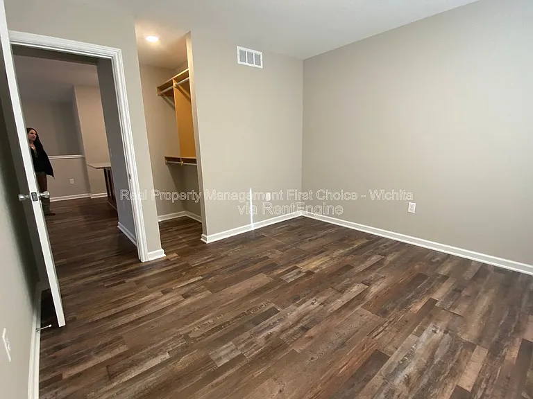 10607 E Kinkaid Ave — Photo 27