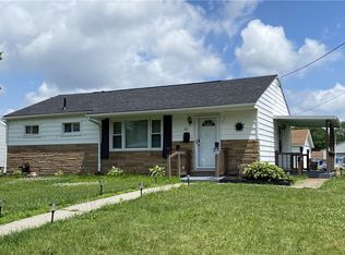 367 Emerson Ave, Farrell, PA