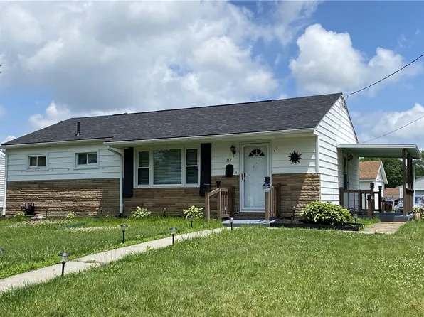 367 Emerson Ave, Farrell, PA 16121