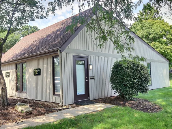3102 Mallard Cove Ln #3102, Fort Wayne, IN 46804