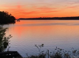 101 Whiterock Ln, Roanoke Rapids, NC 27870