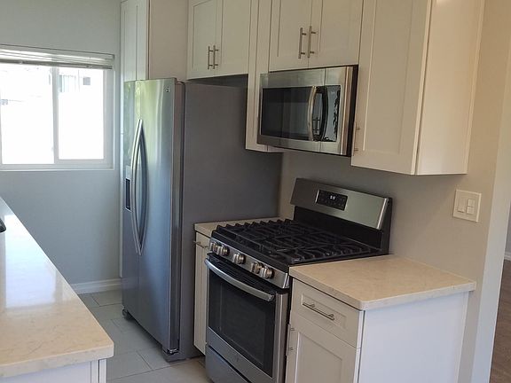 2nd image of 7521 Norton Ave APT 5
