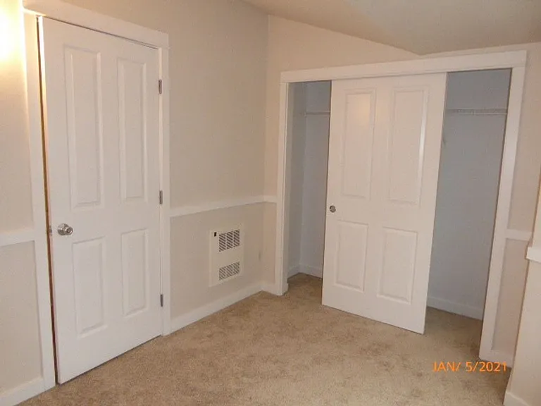 6415 9th Ave NE #D — Photo 19