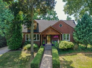 1027 Oakridge Ave, Royal Oak, MI 48067