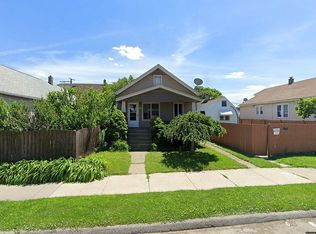 2424 Pulaski St, Hamtramck, MI 48212