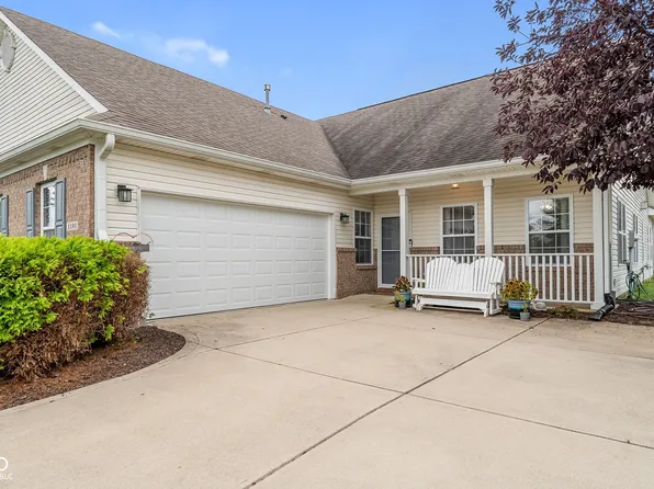 1193 Fantail Dr, Greenwood, IN 46143