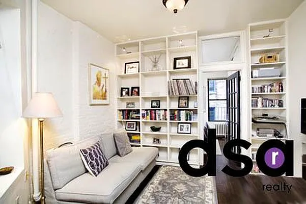 Rented by DSA Realty | media 12