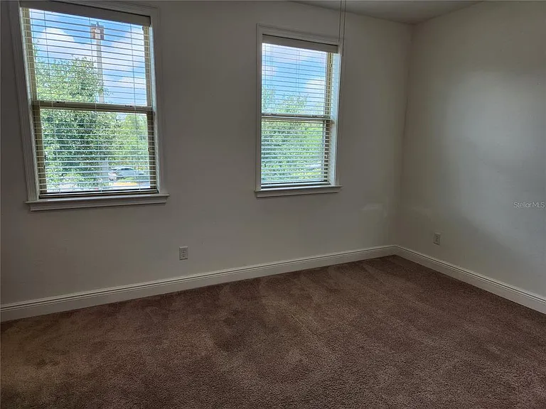 9817 Winnington St — Photo 38