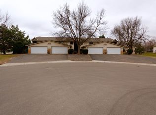 6265 Monticello Ln N, Maple Grove, MN 55369