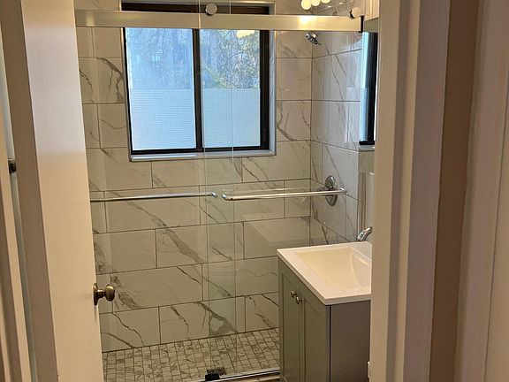 Brand new bathroom