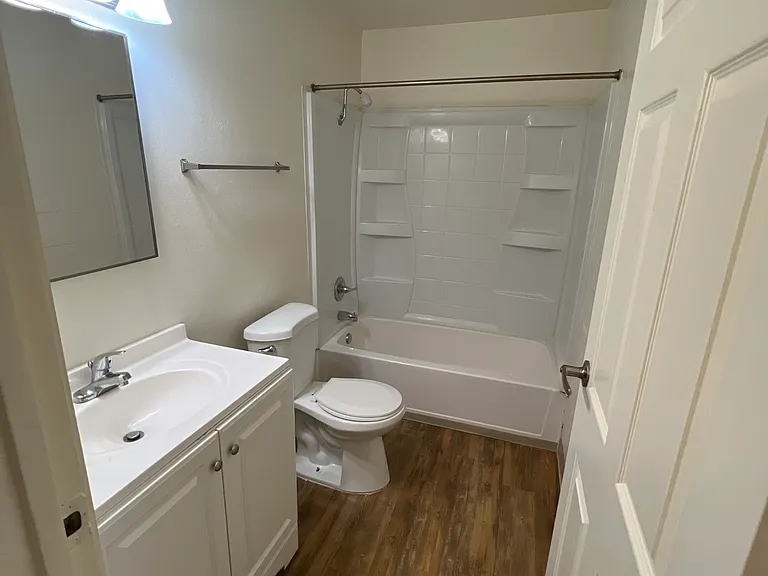Hayden Square Apartments — Photo 14