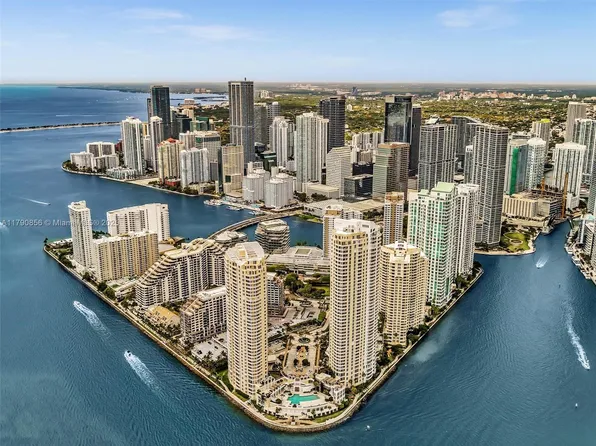 888 Brickell Key Dr APT 2709, Miami, FL 33131