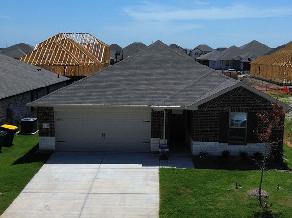 2232 Lone Star Ln