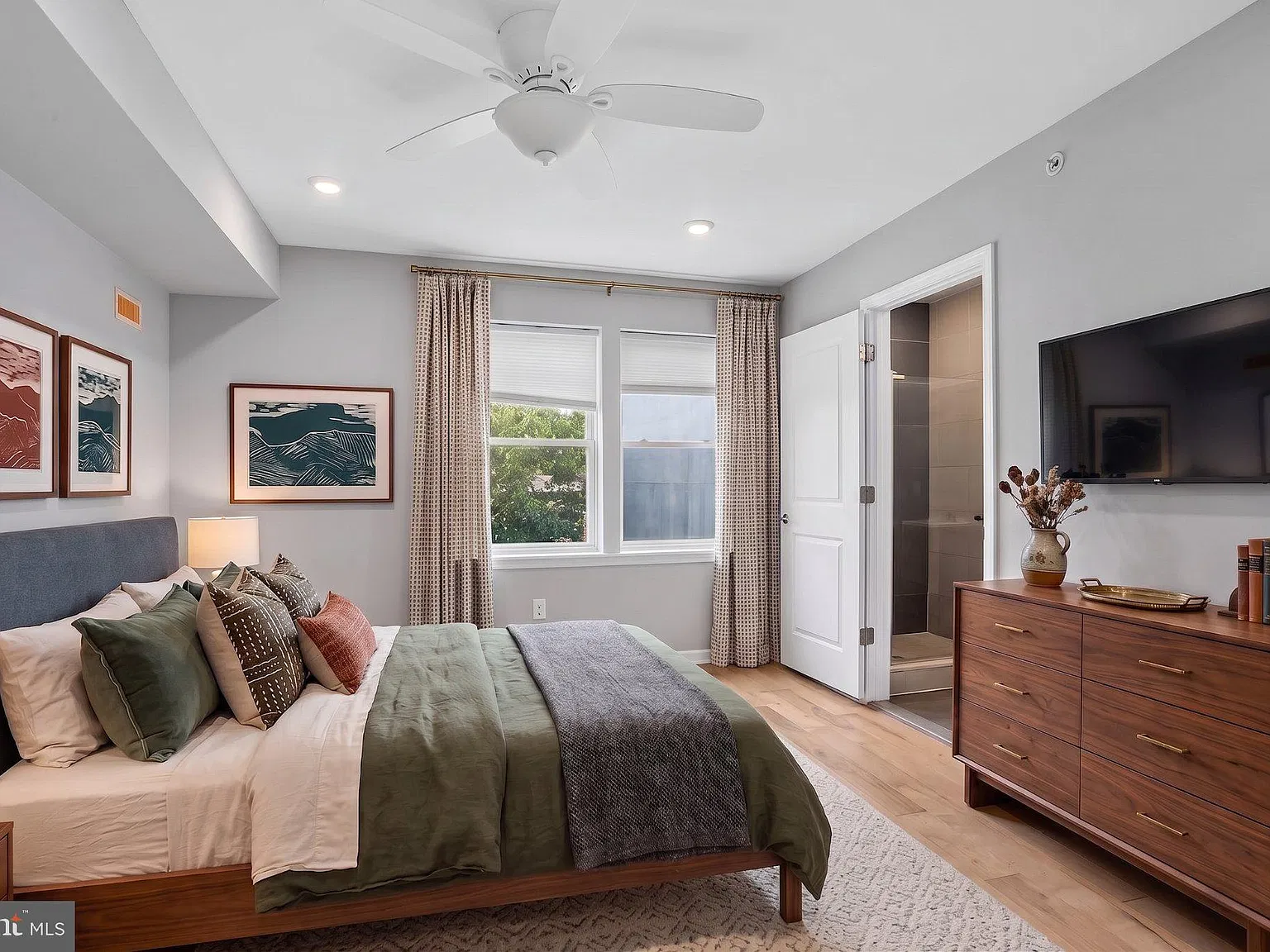 2 bed, 2.5 bath, $1,475 — Photo 3