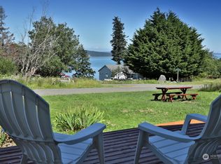 2354 Deer Brush Rd, Greenbank, WA 98253