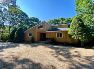 13 Park Cir, Quogue, NY 11959