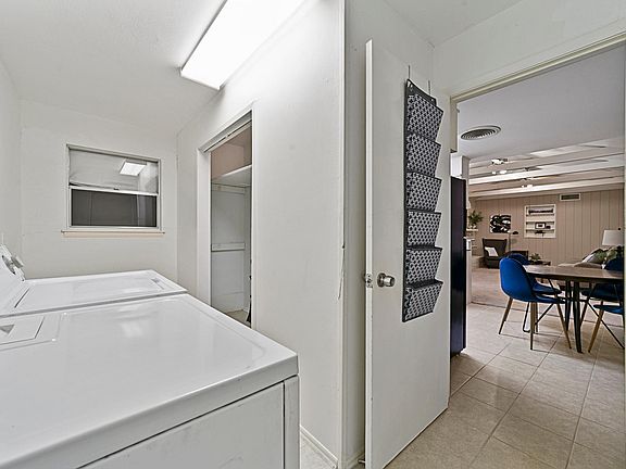4th image of 7337 Monterrey Dr