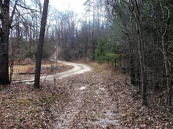 5th image of 1050 Lee Rd 326