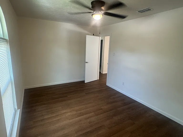5637 Comer Dr — Photo 21