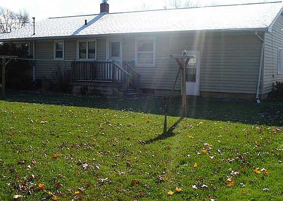 2nd image of 940 Westmont Ave
