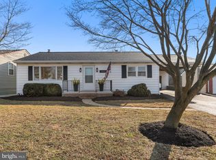 12227 W Lawn Ln, Hagerstown, MD