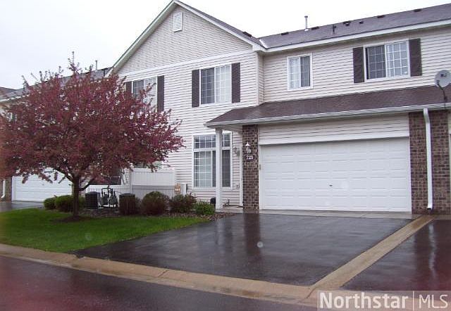 1st image of 725 Tamarack Trl
