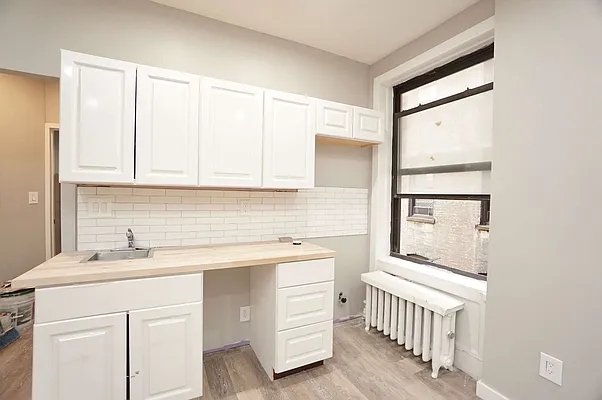 Rented by BRICK & GALO REALTY CORP | media 20