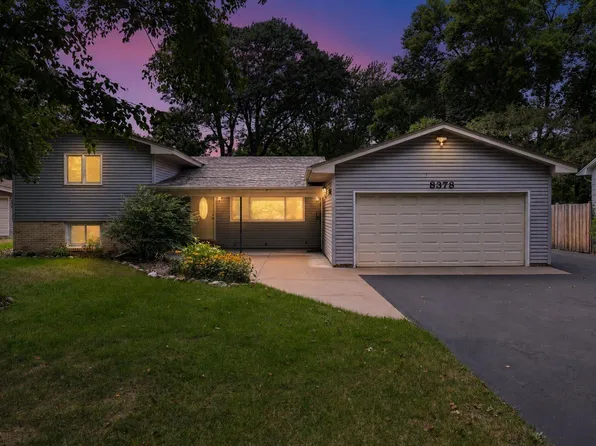 8378 Groveland Rd, Mounds View, MN 55112