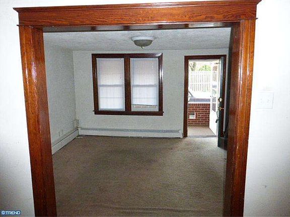 2nd image of 12 E Morgan St