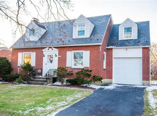 1380 3rd Ave, Hellertown, PA 18055