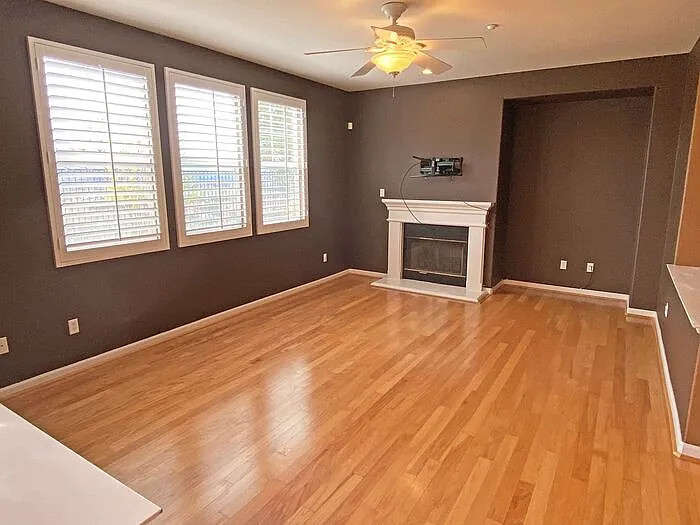 4361 Red Maple Way — Photo 4