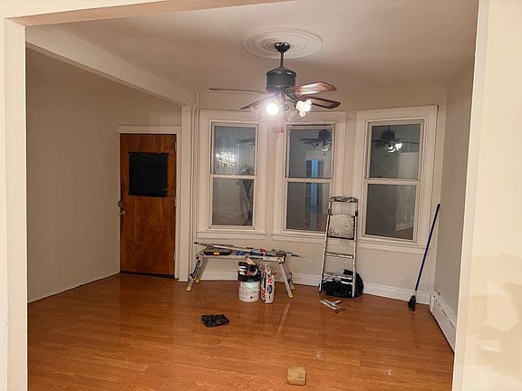 5th image of 78 Sterling Ave #1
