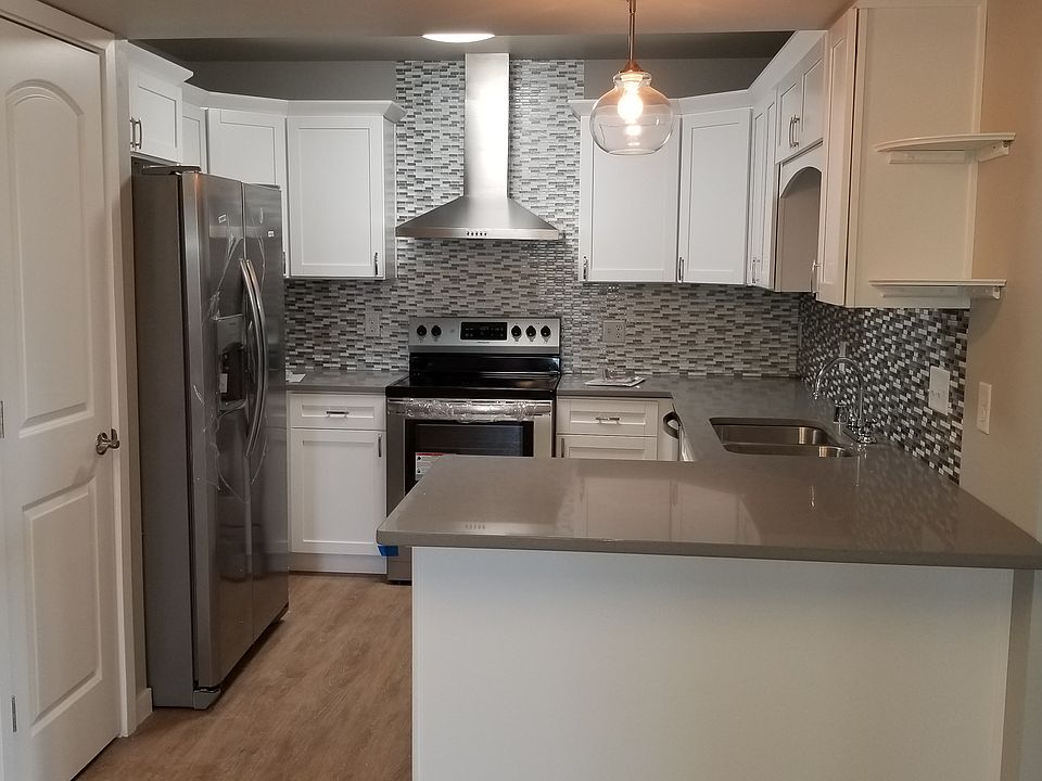 The kitchen is similar to this picture but the layout is a little bit different.