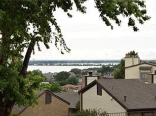 108 Henry M Chandler Dr, Rockwall, TX 75032