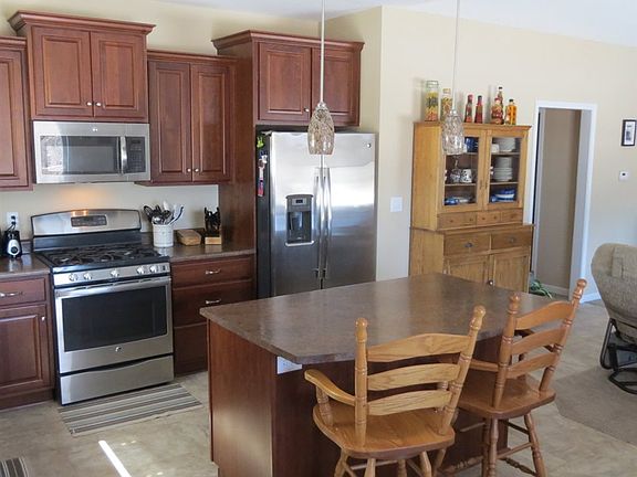 5th image of 1514 Watson Way