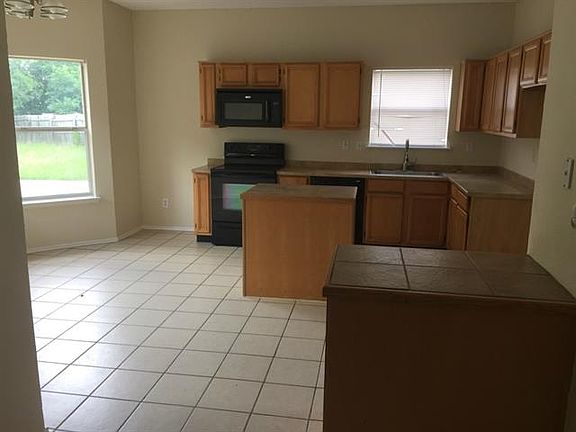 5th image of 4208 Maryanne Pl