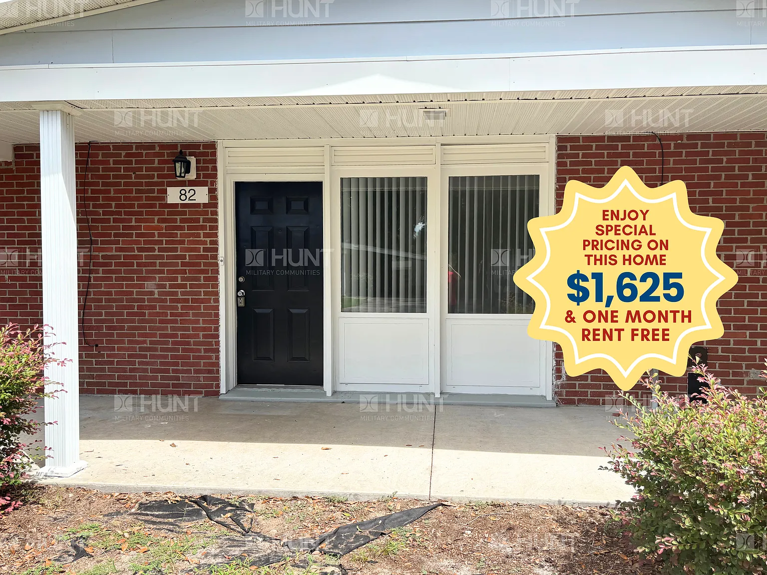 3 bed, 1.5 bath, 1304 sqft, $1,625 — Photo 1