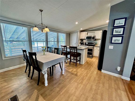 5th image of 110 Crappie Dr