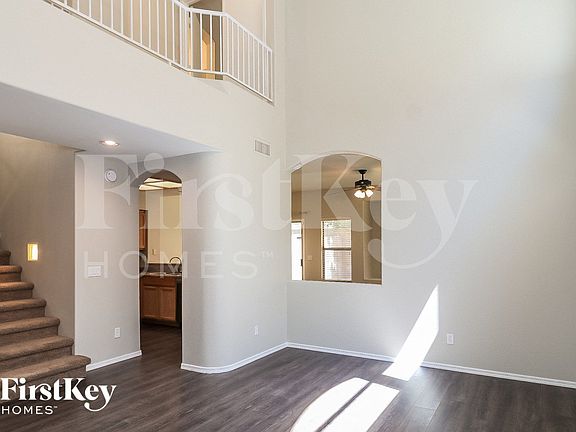 2nd image of 1336 W Wahalla Ln