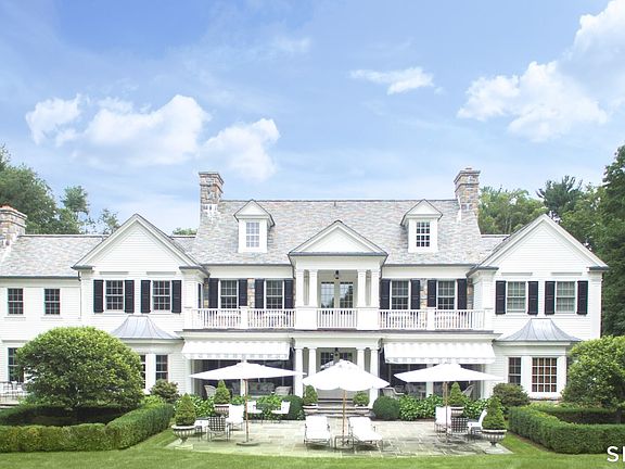 3rd image of 584 West Road