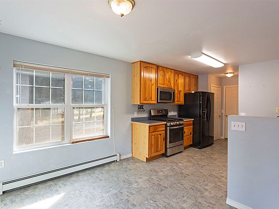5th image of 244 Terrace Ct