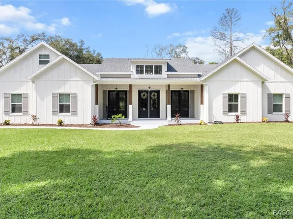 8202 N Neige Point, Crystal River, FL 34428