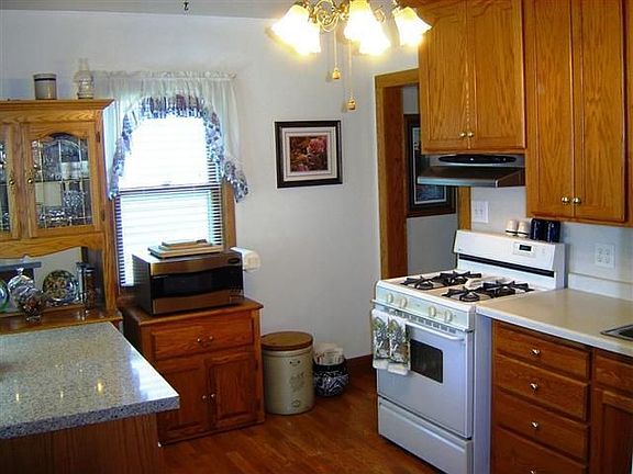 4th image of 5118 Glenwood St