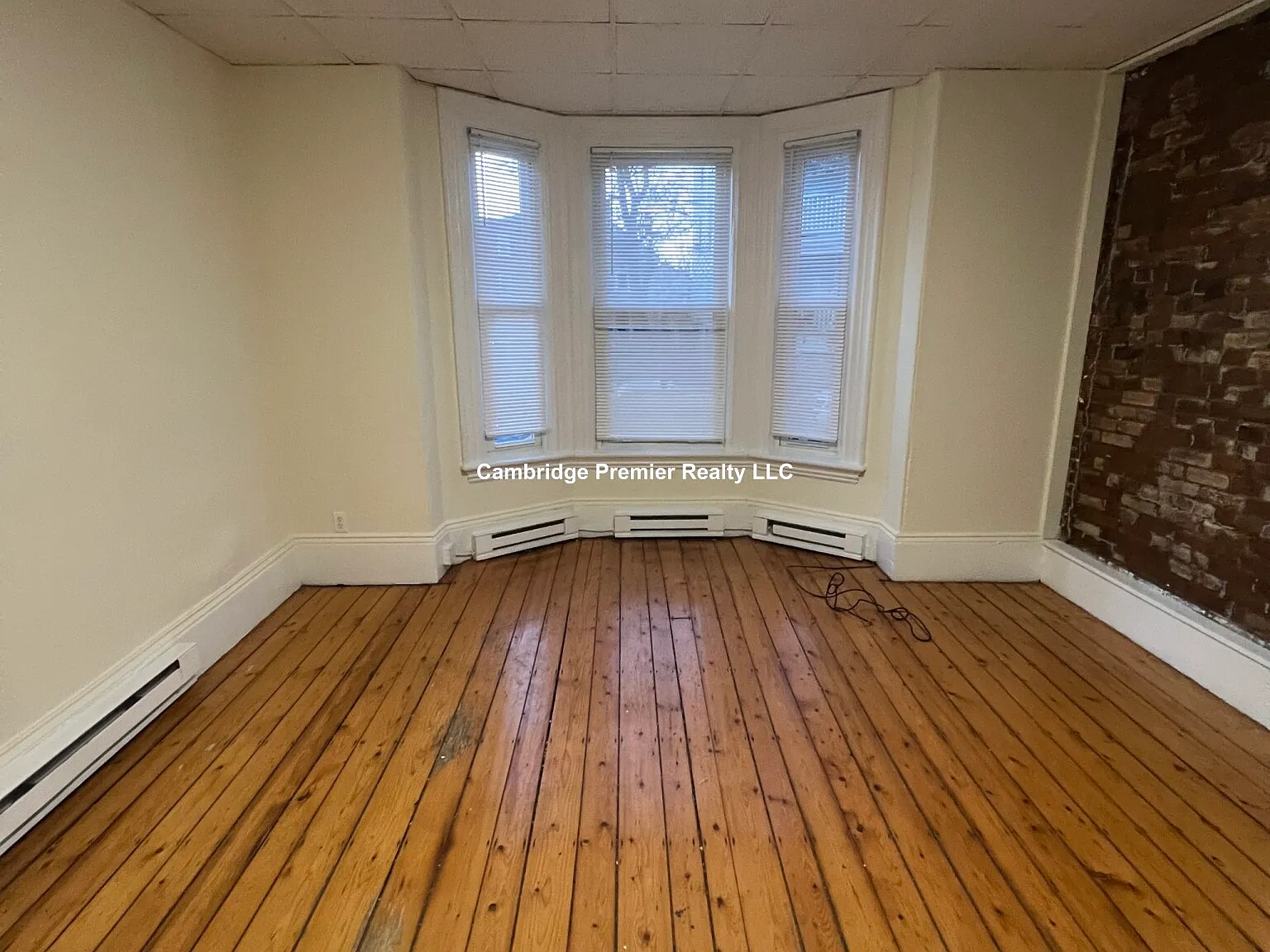 3 bed, 1200 sqft, $2,800 — Photo 1