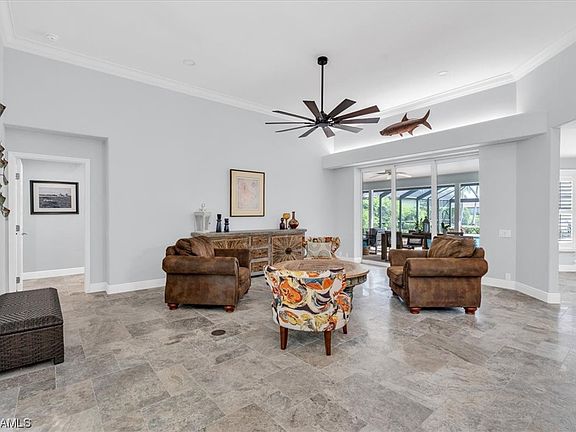 5th image of 20225 Country Club Dr