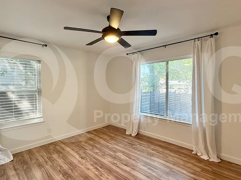 5504 Northdale Dr — Photo 20