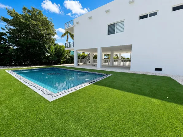 229 W Seaview Cir, Duck Key, FL 33050